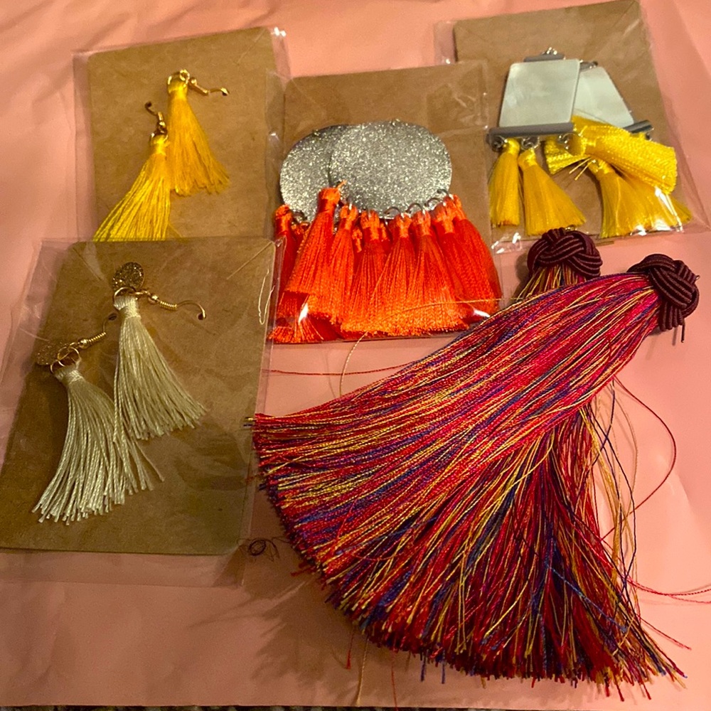 🌟 Tassel earring Bundle 5 pair🌟
